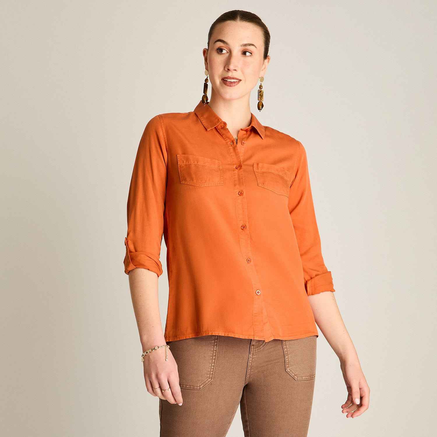 Blusa Terracota Manga Larga Elasticidad Nula Sin Forro Calce Normal Tela Plano