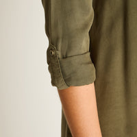 Blusa Verde Manga Larga Elasticidad Nula Sin Forro Calce Normal Tela Plano