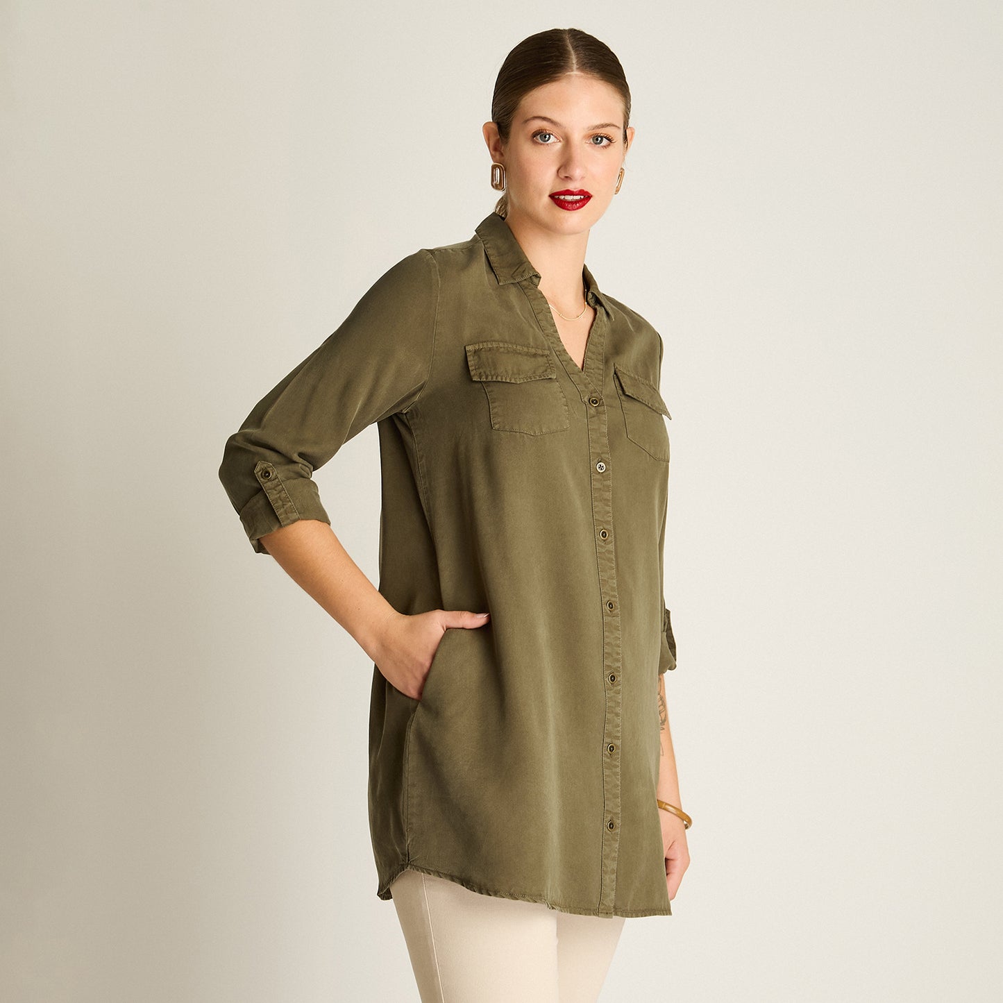 Blusa Verde Manga Larga Elasticidad Nula Sin Forro Calce Holgado Tela Plano