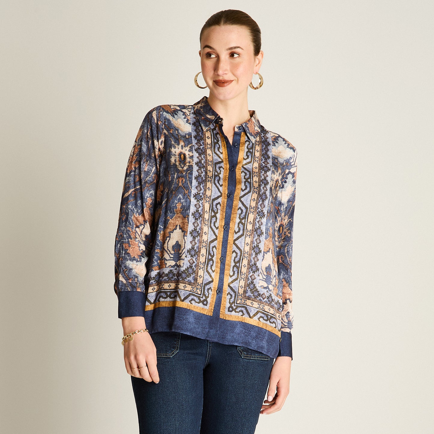 Blusa Azul Manga Larga Elasticidad Nula Sin Forro Calce Normal Tela Plano