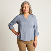 Blusa Ãndigo Cuello Mao con Manga Roll Up en modelo adulta