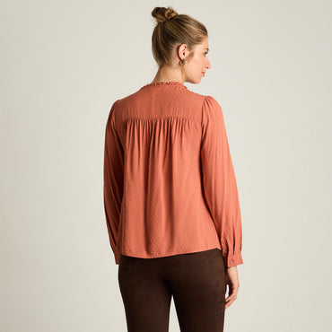 Blusa Terracota Manga Larga Elasticidad Nula Sin Forro Calce Normal Tela Plano