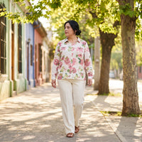 Blusa Manga Larga con Botones Rosado lifestyle