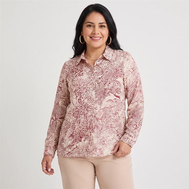 Blusa Manga Larga con Botones Rojo en modelo plus size