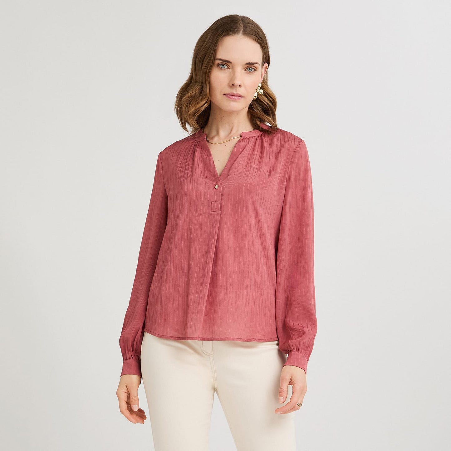Blusa Escote Mao un Botón Rosado