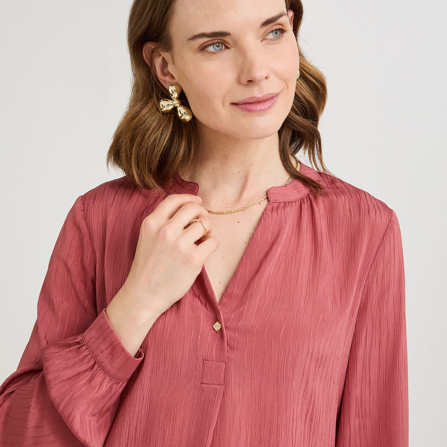 Blusa Escote Mao un Botón Rosado