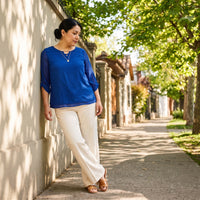 Blusa Manga 3/4 con Líneas de Lurex Azul lifestyle