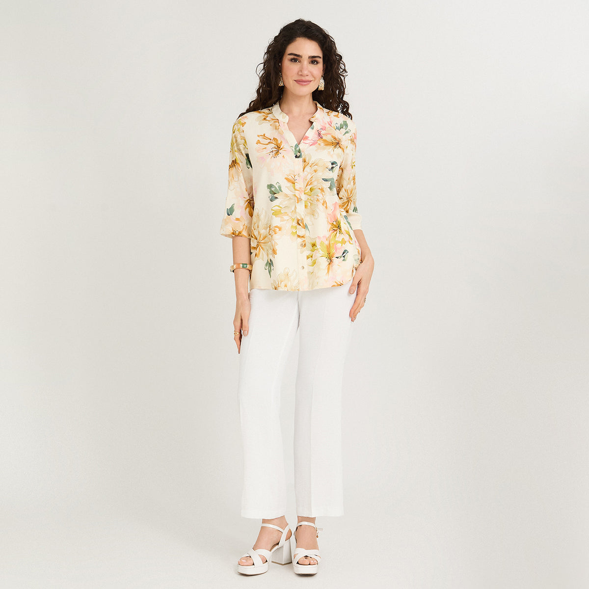 Blusa Lino Estampada Cuello Mao y Manga Roll Up Amarillo