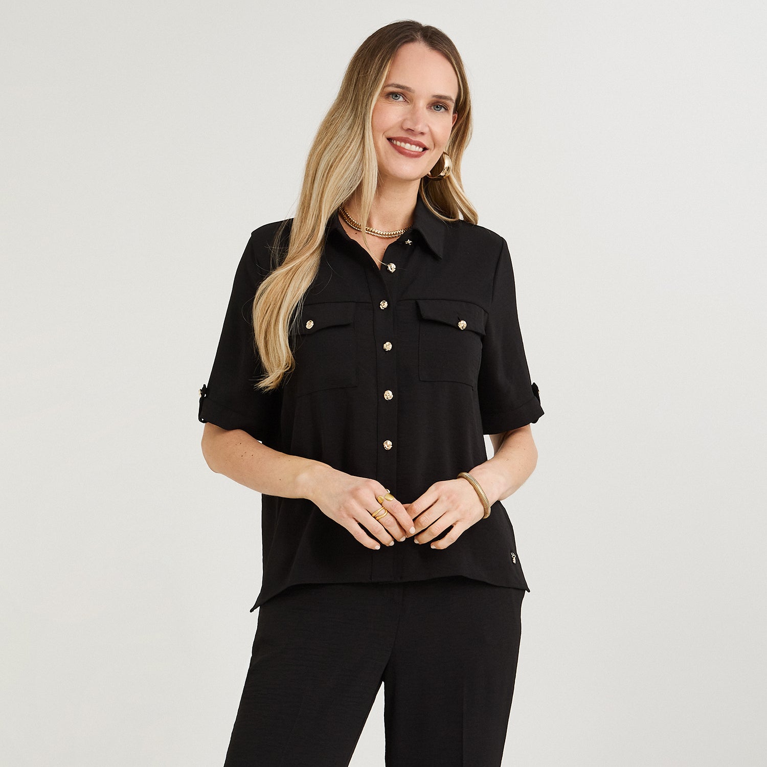 Blusa Manga Corta con Botones Negro