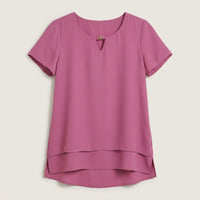 Blusa con Faldón Manga Corta Morado en plano