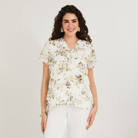 Blusa Manga Corta Aplicación en Escote Crudo