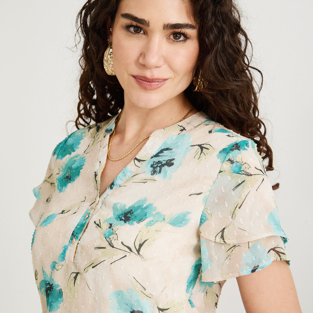 Blusa Manga Corta Aplicación en Escote Arena