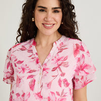 Blusa Manga Corta Aplicación en Escote Fucsia