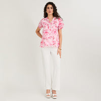 Blusa Manga Corta Aplicación en Escote Fucsia