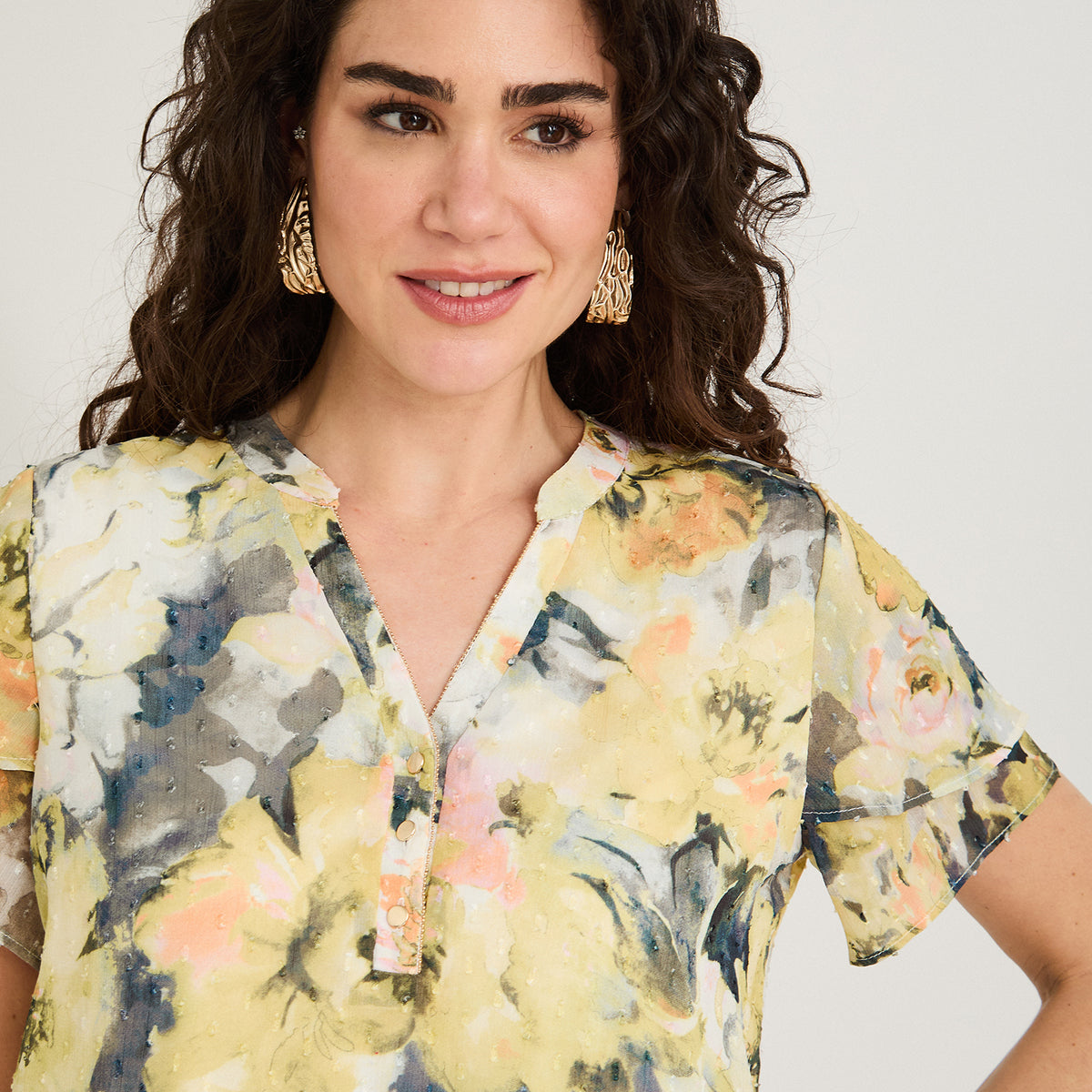 Blusa Manga Corta Aplicación en Escote Verde