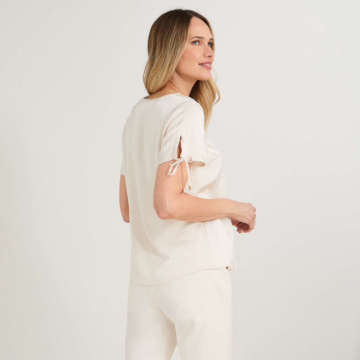 Blusa Manga Corta Escote V Arena
