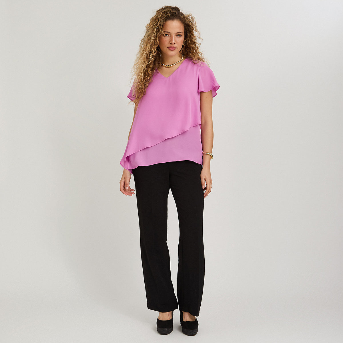 Blusa Escote V con Capas Rosado