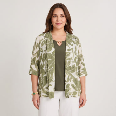 Blusa Twin Set Manga 3/4 con Tapado Verde en modelo plus size