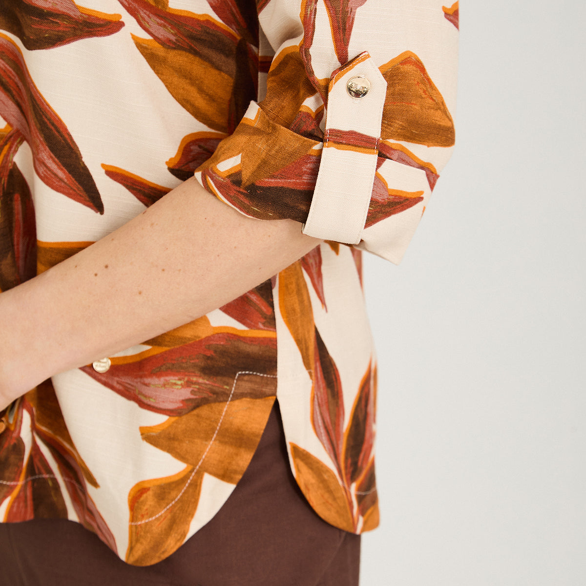 Blusa de Lino Cuello Camisero con Botones Terracota