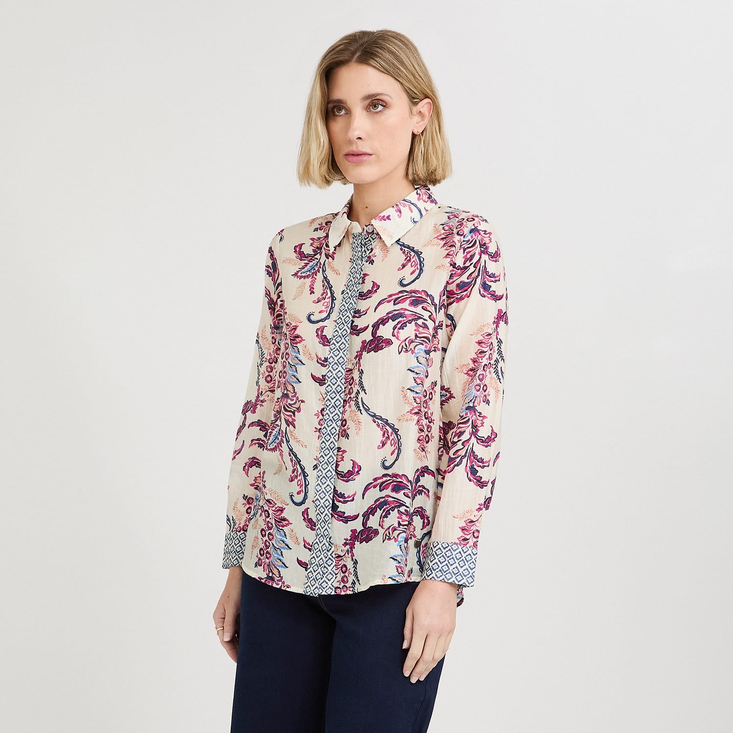 Blusa Manga Larga Estampada con Botones Magenta