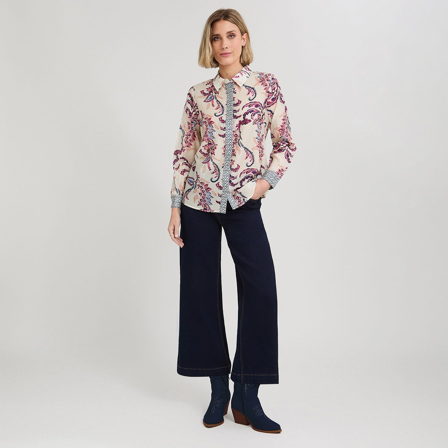 Blusa Manga Larga Estampada con Botones Magenta