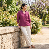 Blusa de Lyocell con Bolsillos Morado lifestyle
