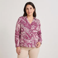 Blusa Manga Larga Print con Lurex Morado en modelo plus size