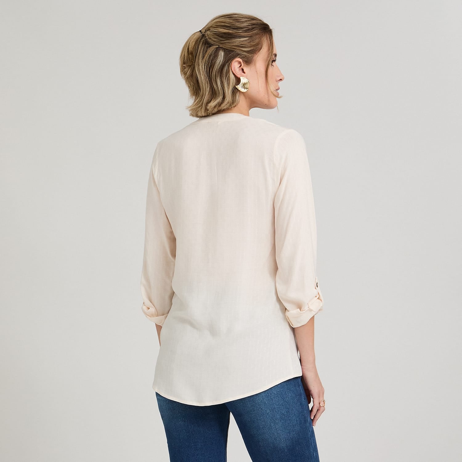 Blusa Escote Mao Manga Roll Up con Textura Beige