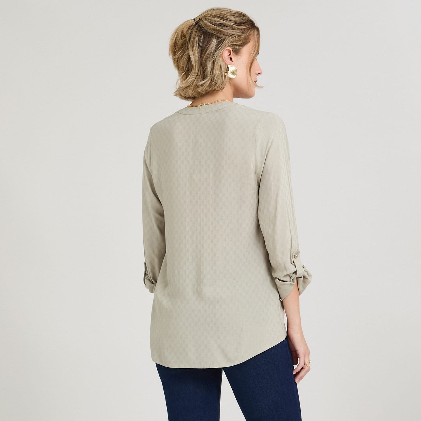 Blusa Escote Mao Manga Roll Up con Textura Verde