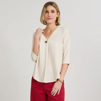 Blusa Manga 3/4 con Botón Crudo