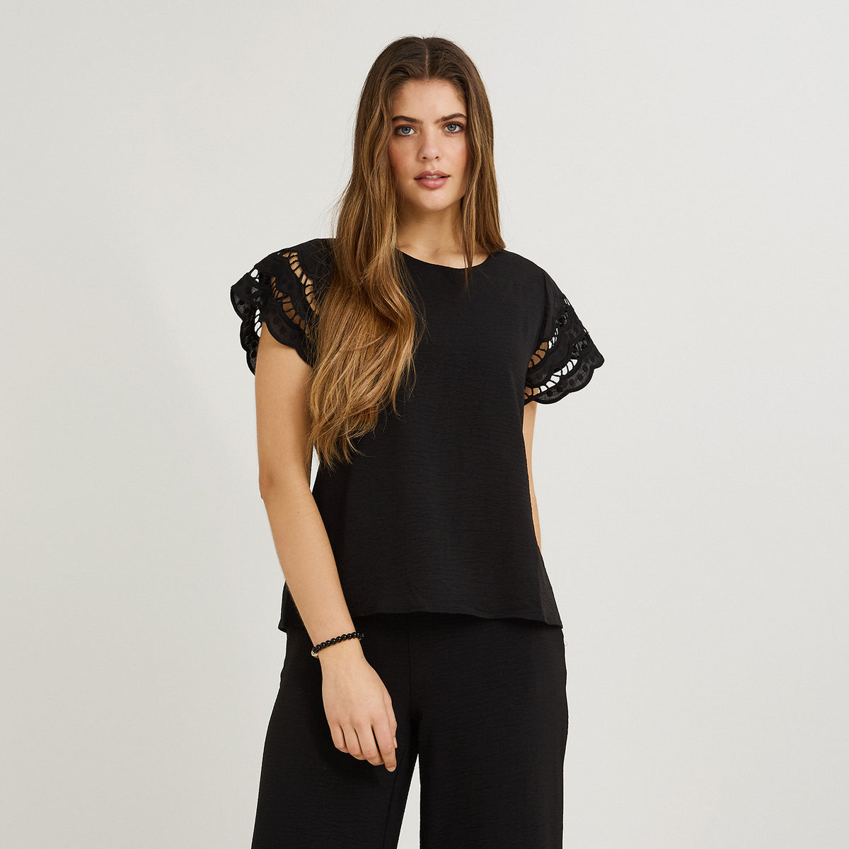 Blusa Manga Broderie Lisa Negro