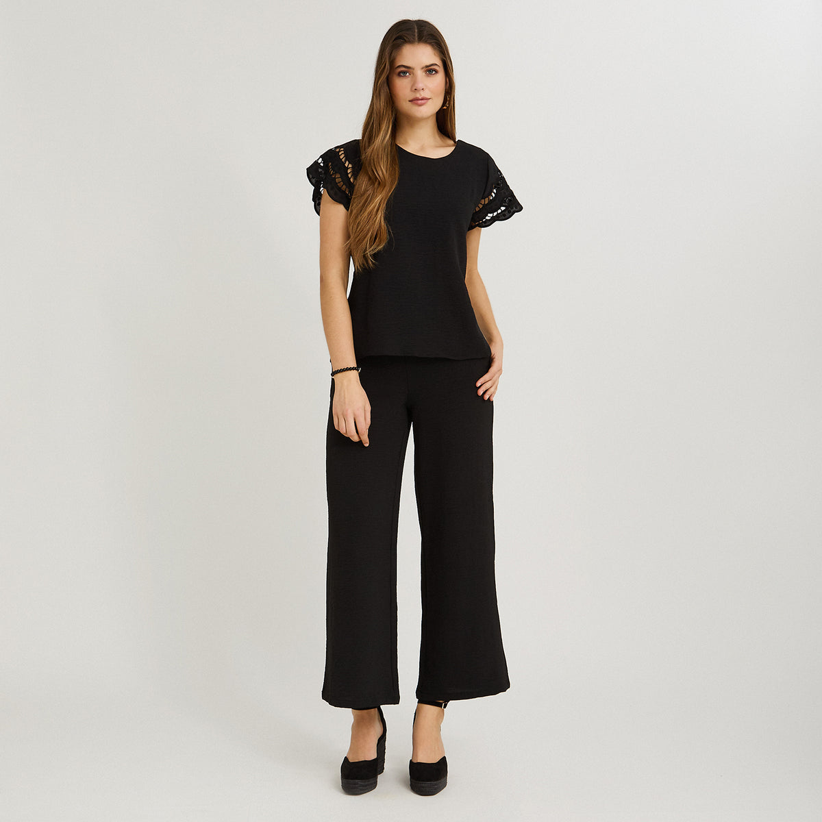 Blusa Manga Broderie Lisa Negro