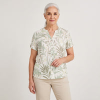 Blusa Manga Corta Plumeti Verde en modelo adulta
