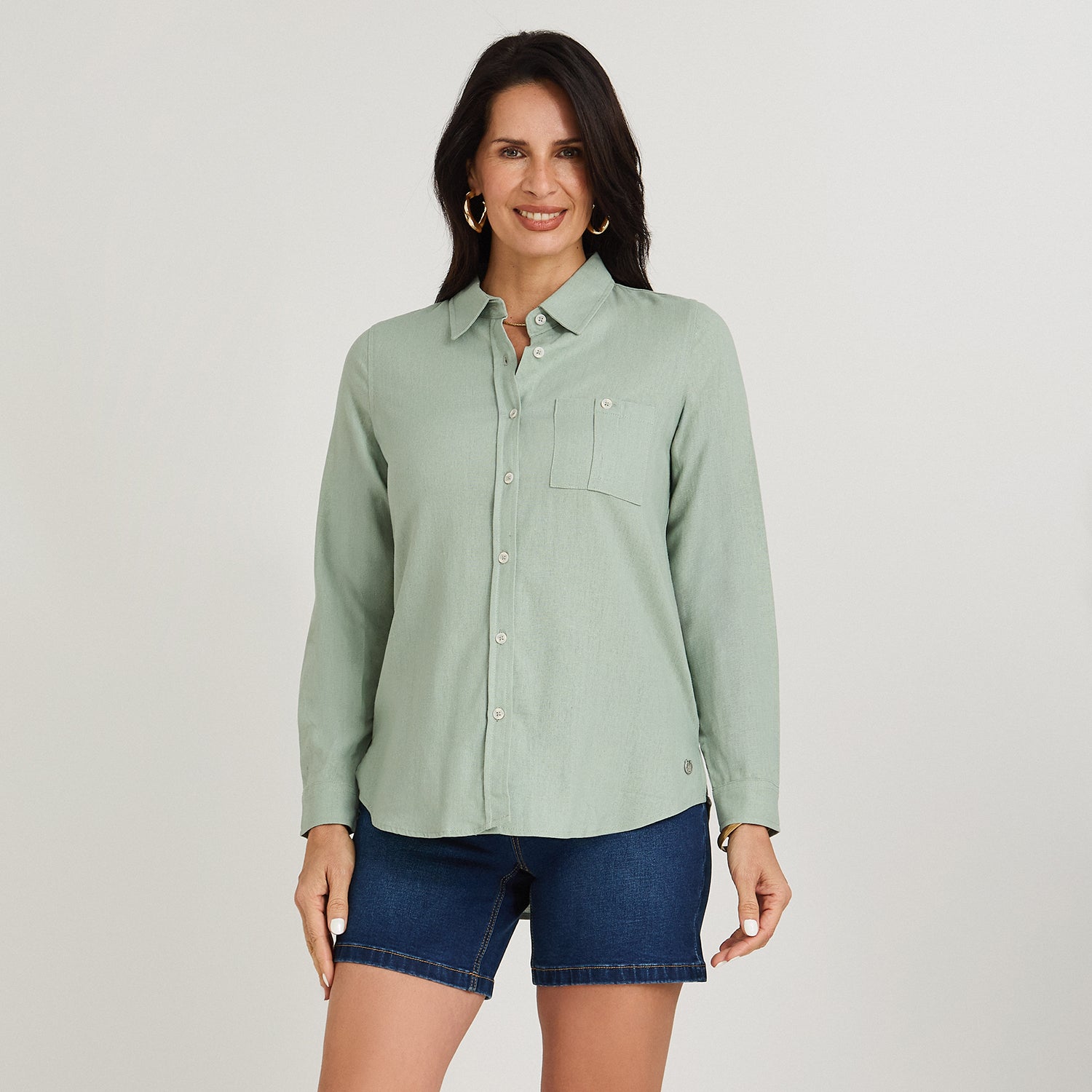 Blusa de Lino Manga Larga Abotonada Verde