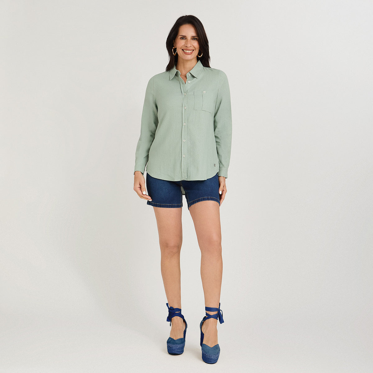 Blusa de Lino Manga Larga Abotonada Verde