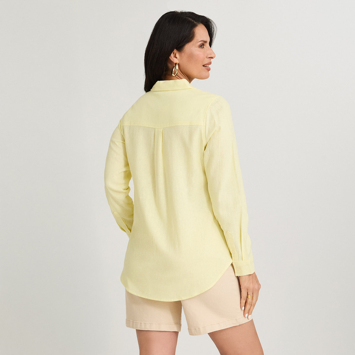 Blusa de Lino Manga Larga Abotonada Amarillo