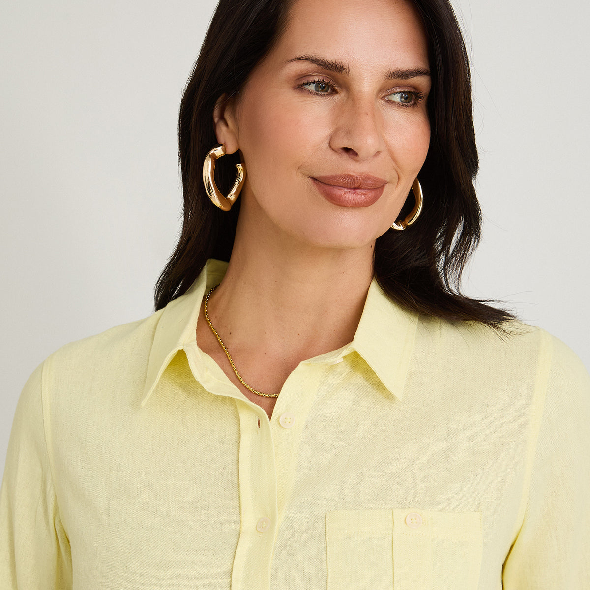 Blusa de Lino Manga Larga Abotonada Amarillo