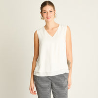 Blusa Crudo Escote V con Doble Capa