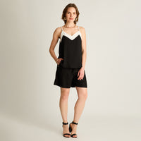 Peto Negro Sin Mangas No Elasticado Sin Forro Calce Normal