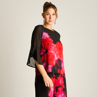 Túnica Floral en Contraste Negro