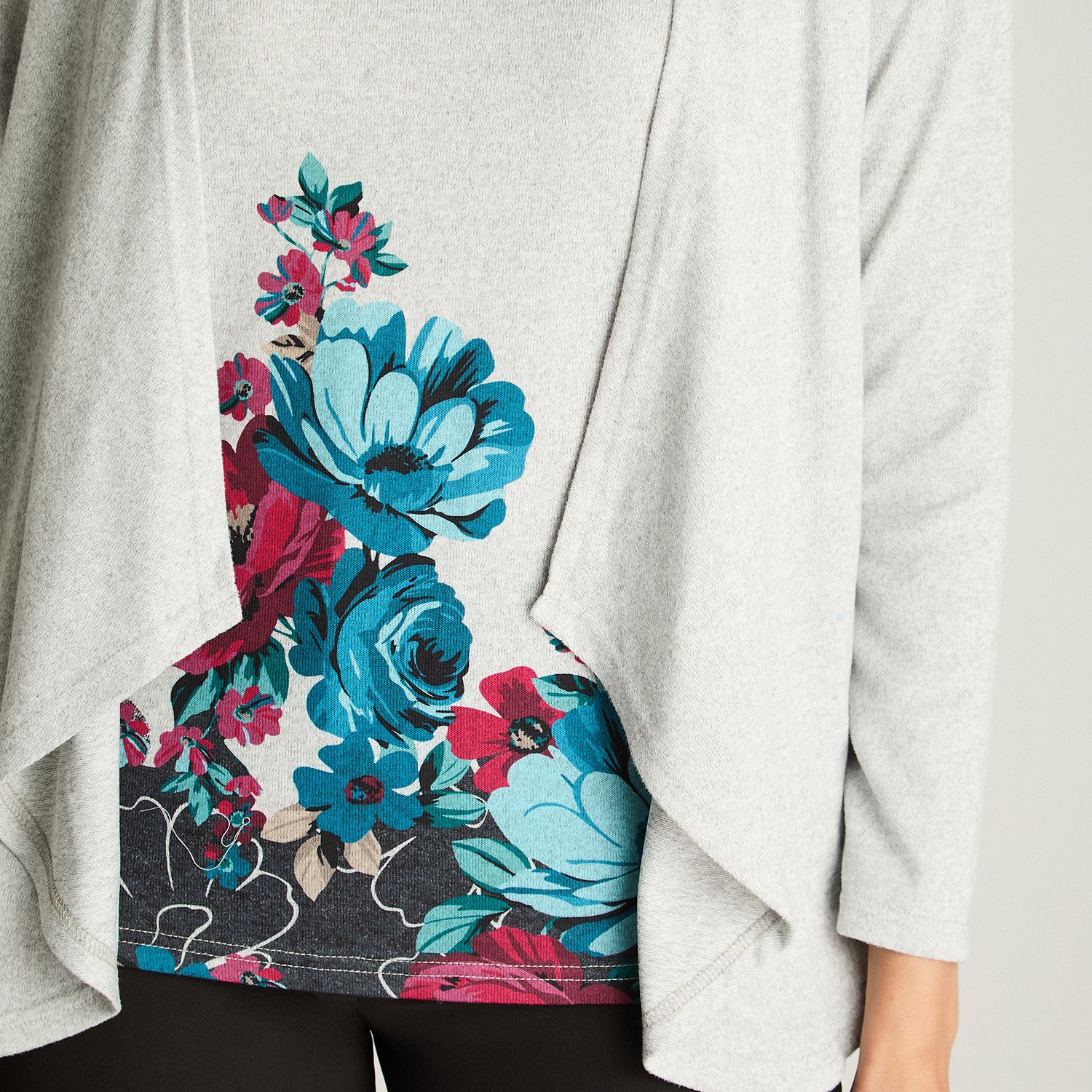 Polera Tejida Twin Set Con Capa Gris Lorenzo Di Pontti