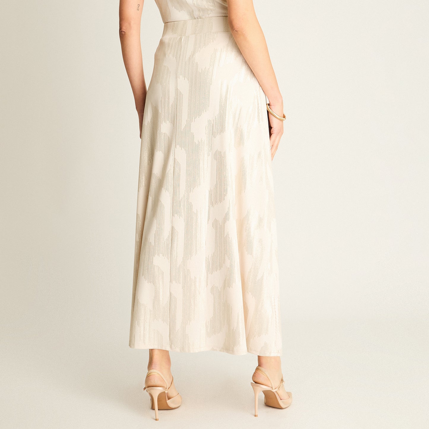 Falda Maxi Beige Satinada con Cinturón