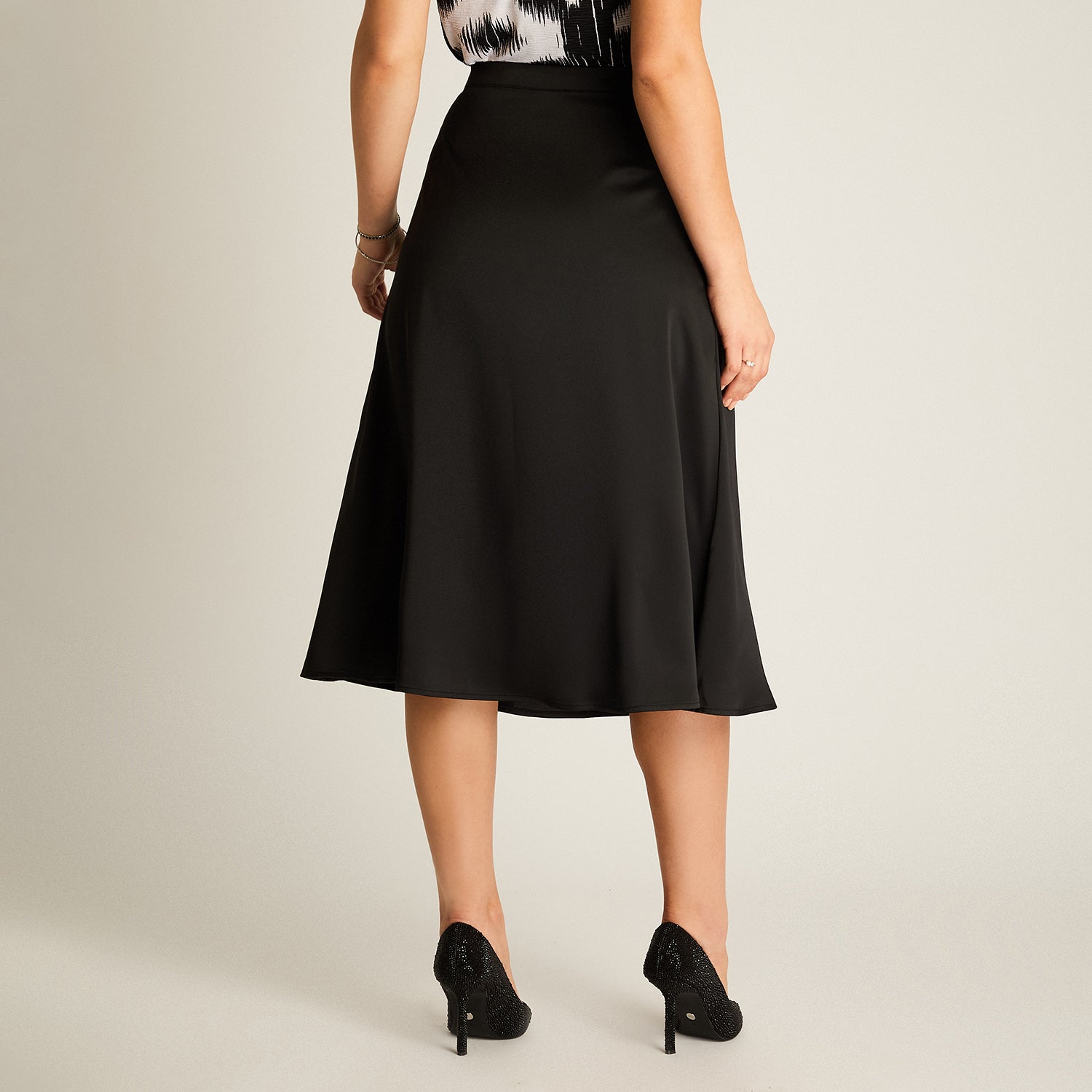 Falda Midi Negra