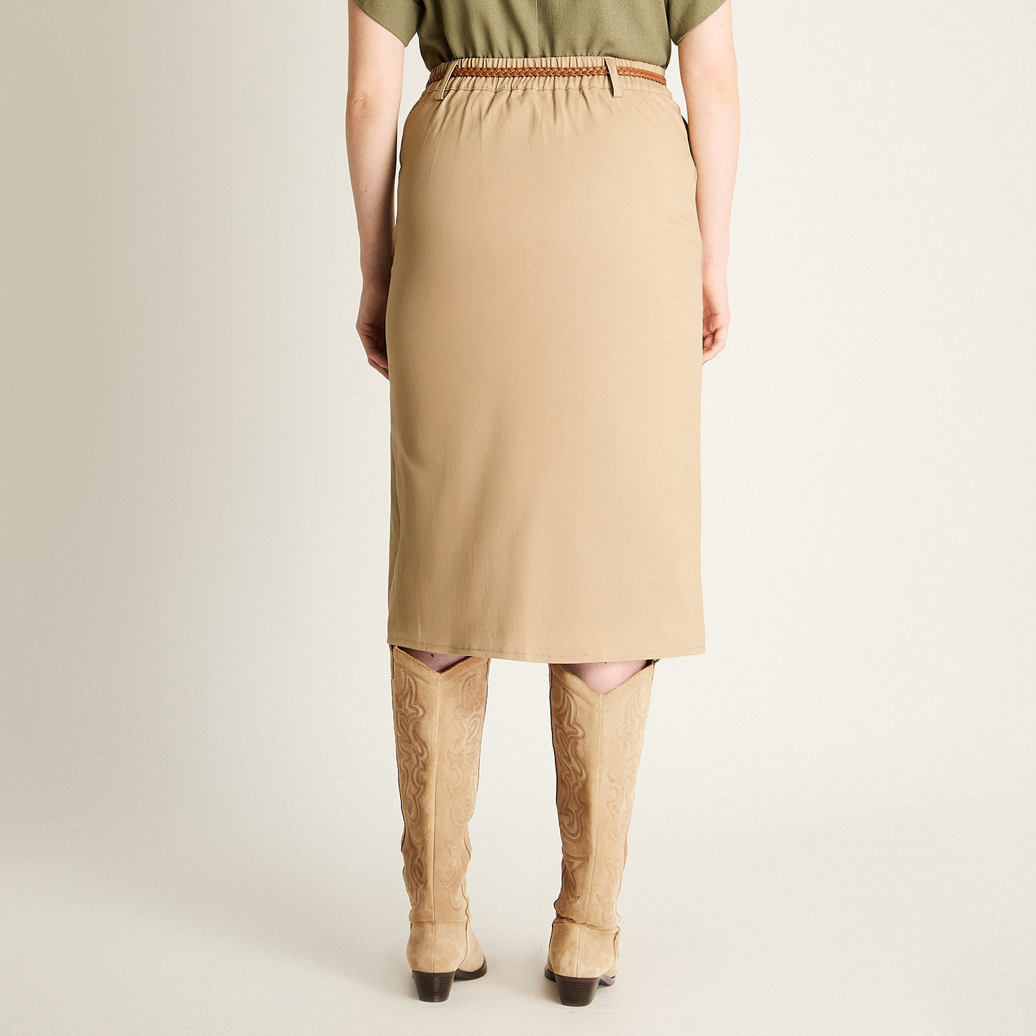 Falda Beige Midi con Cinturón