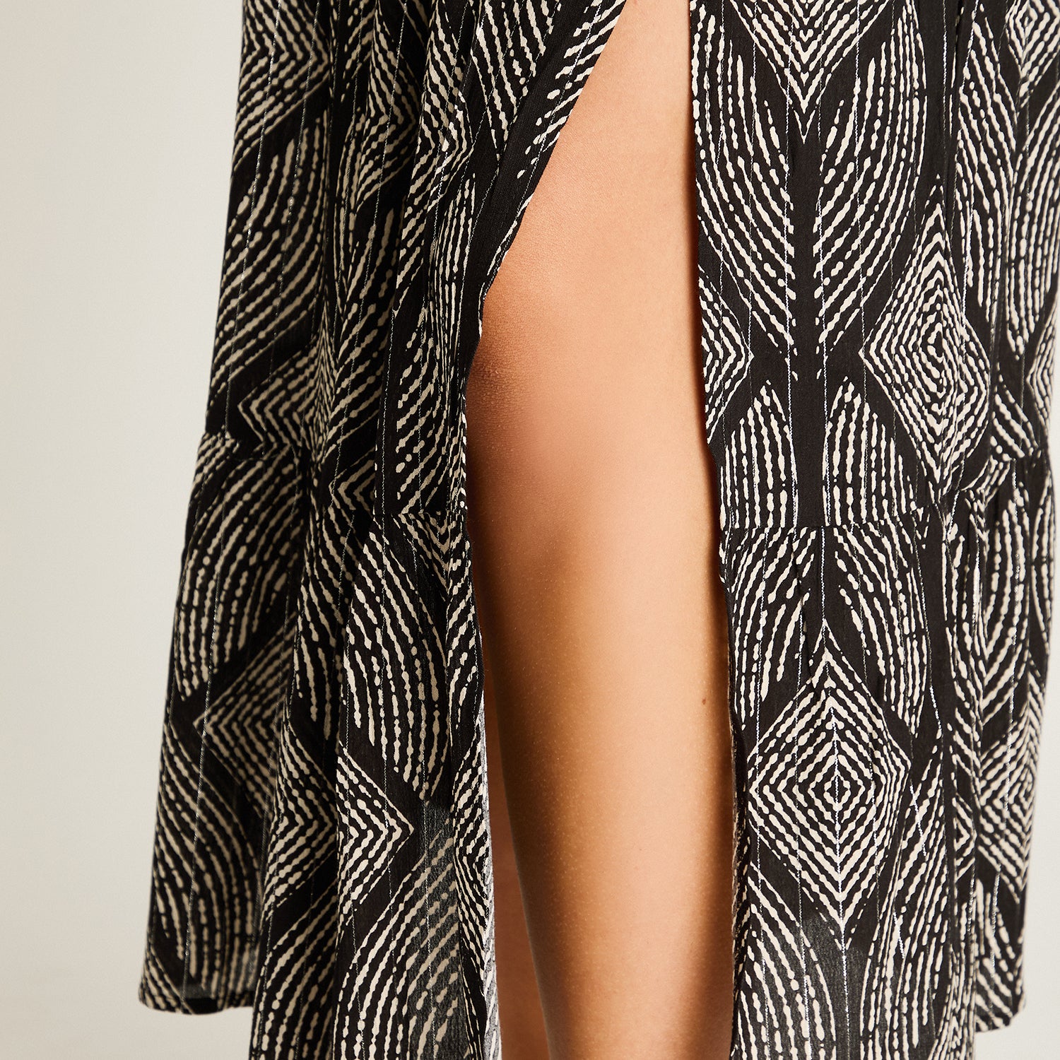 Falda Negro Maxi No Elasticado Calce Normal