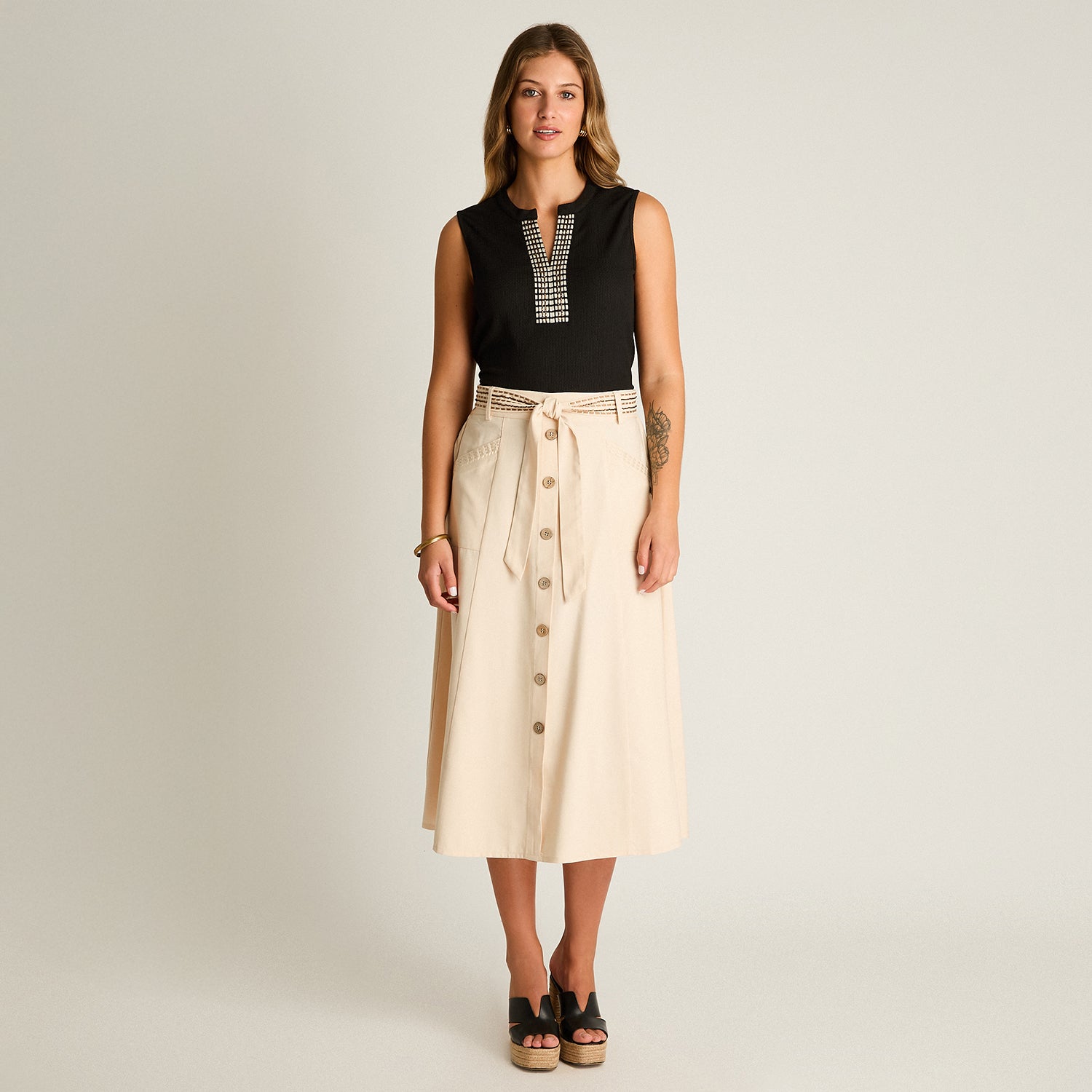 Falda Arena Midi No Elasticado Calce Normal