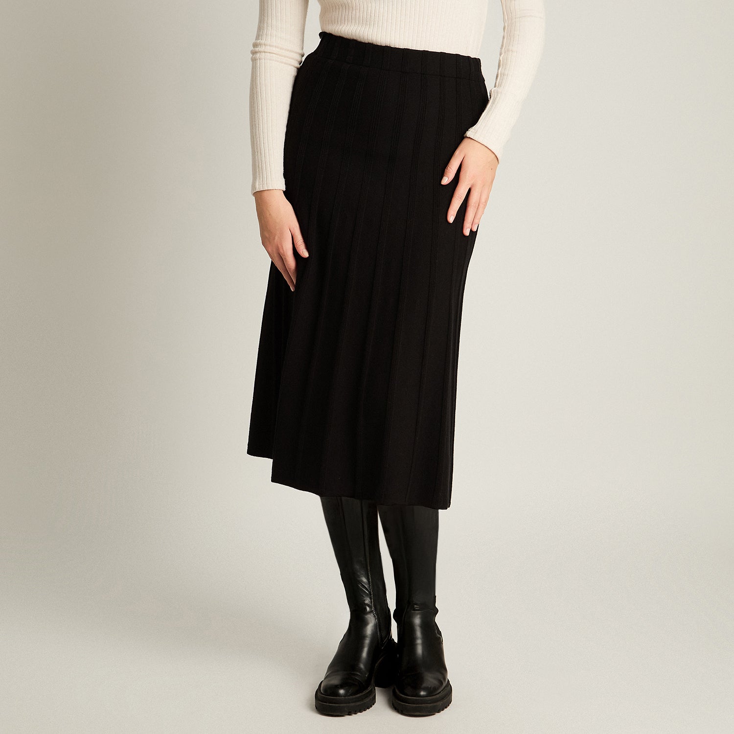 Falda Negro Elasticidad Media Sin Forro Calce Holgado Tela Tejido