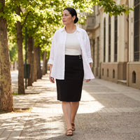 Falda Elasticada con Aplicación en Pretina Negro lifestyle