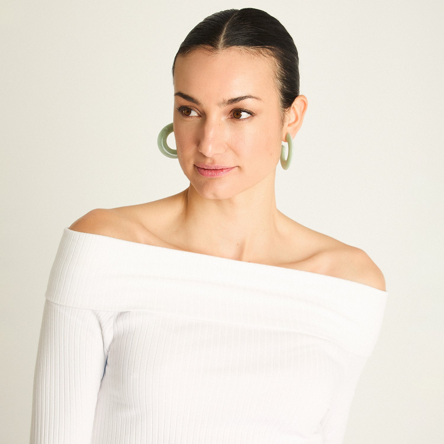Polera Corta Off-Shoulder Blanca