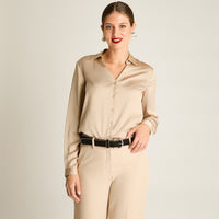 Cinturón Negro con Tachas Metálicas